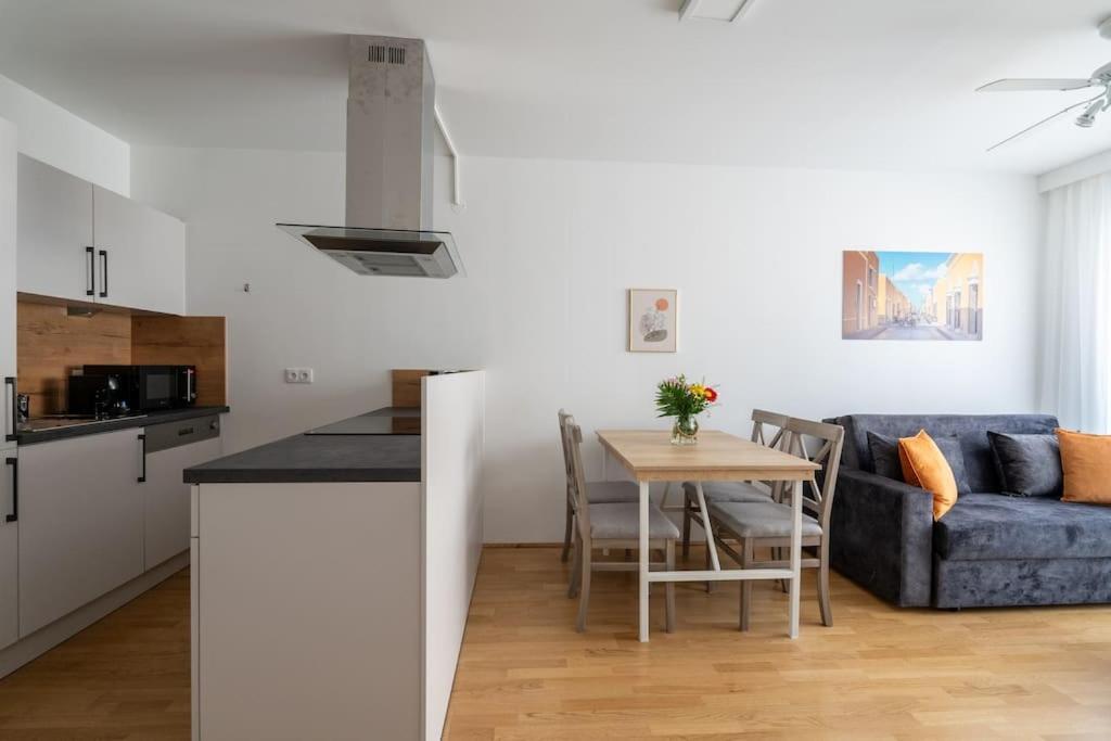 Urban 1Br Retreat, Easy City Link By Hm Vienna Esterno foto